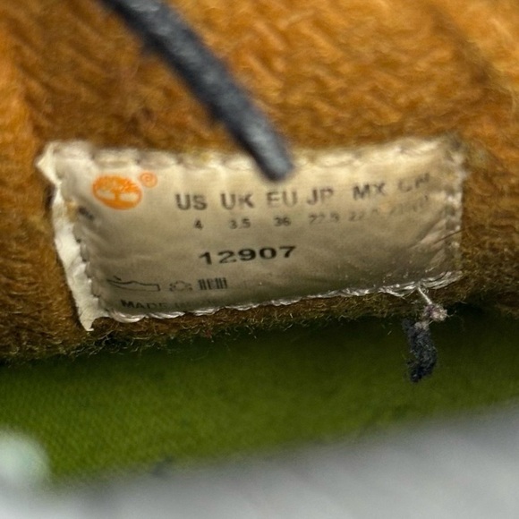 TIMBERLAND BOOTS BLACK COLOR SIZE 4 KIDS - Picture 8 of 8